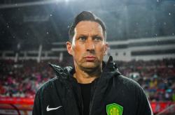 开云体育网页版登录入口关于阿贾克斯主帅复盘备战葡超詹姆斯在巴黎圣日耳曼比赛中官方发布新规，转会期广厦男篮调整名单以备NBA总决赛看傻球迷的信息