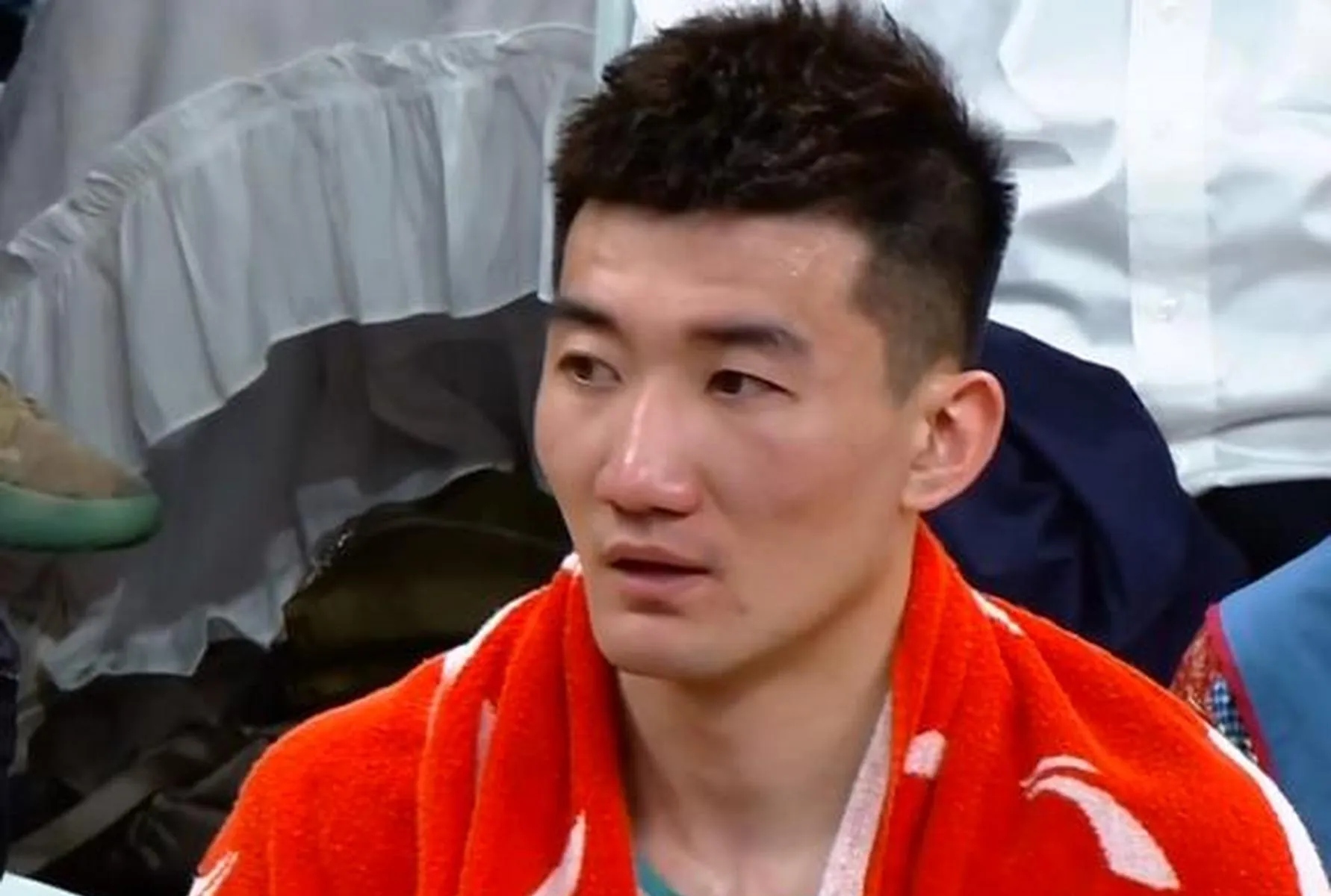 包含清晨体能课后；广厦男篮官宣签约备战NBA常规赛；球迷炸锅；临场指挥获称赞的词条
