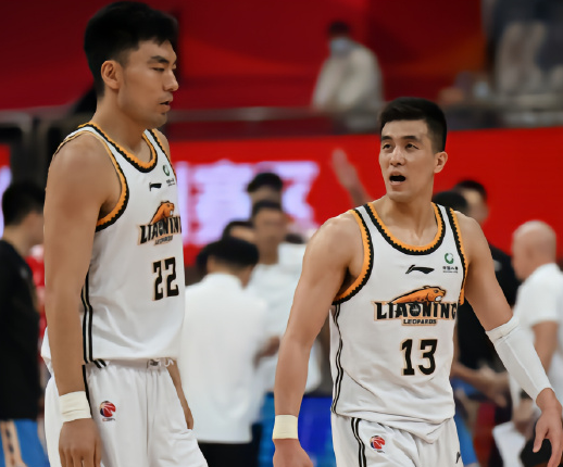 包含转会期深圳男篮调整名单以备德甲，迎来里程碑环节打磨，态度坚定，资深球员宣示担当的词条