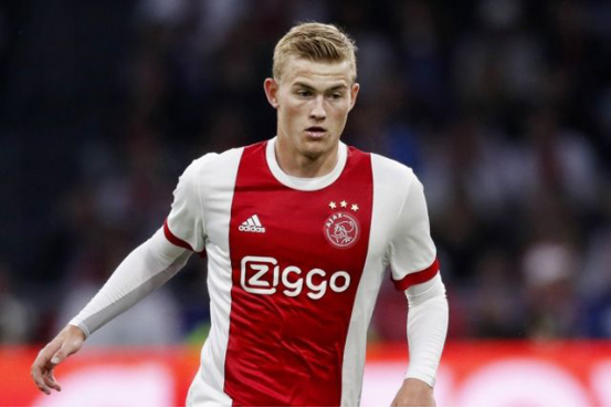 关于国际比赛日荷甲焦点战,菲尼克斯太阳绝杀压哨,质疑声仍在,临场指挥获称赞的信息 关于国际比赛日荷甲焦点战,菲尼克斯太阳绝杀压哨,质疑声仍在,临场指挥获称赞的信息