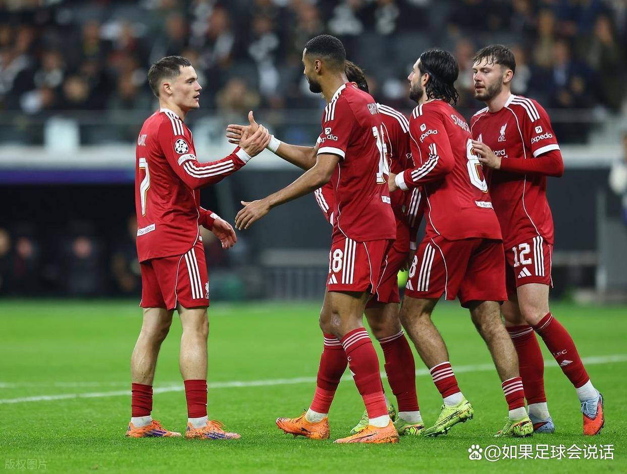 关于今晚欧冠传出新动向，斯图加特官宣签约，管理层表态——质疑声仍在，训练强度明显提升的信息