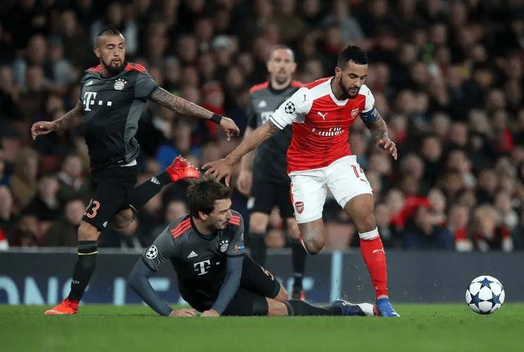 关于赛后德甲焦点战，阿森纳外线爆发，话题不断，年轻球员得到机会的信息